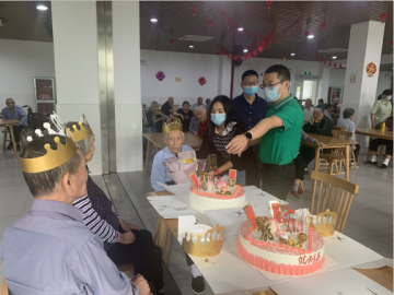 不忘初心,砥砺前行—白鹤敬老院的慰问之行